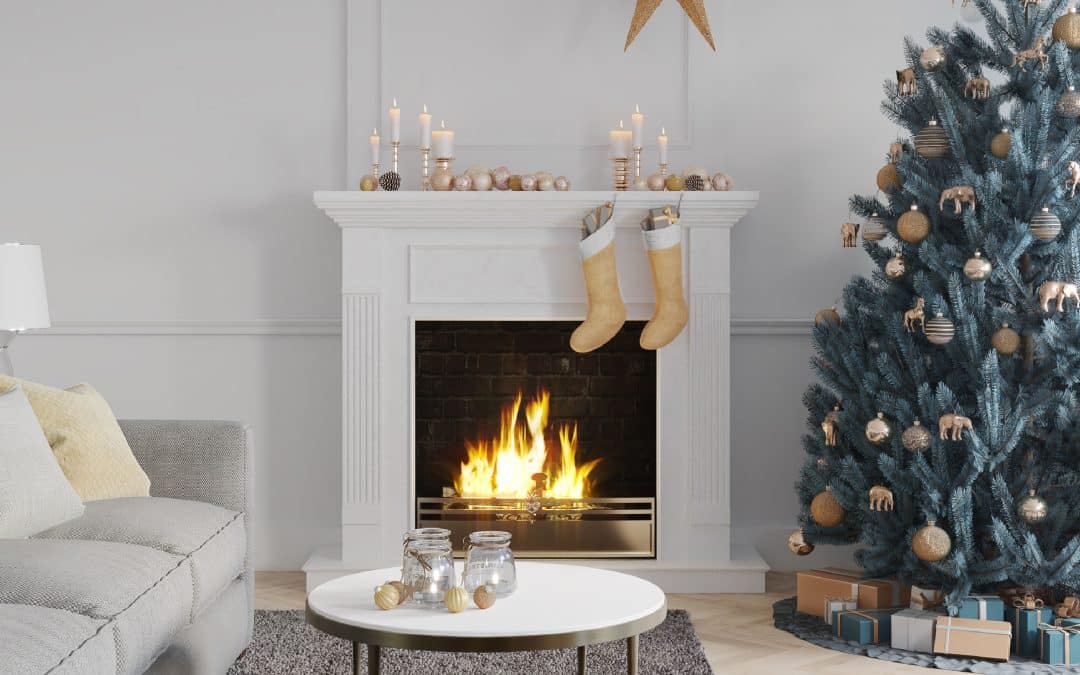 Holiday Fireplace and Mantel Decorating Tips