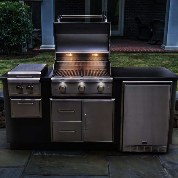 Saber Elite 3-Burner Gas Grill - Image 3