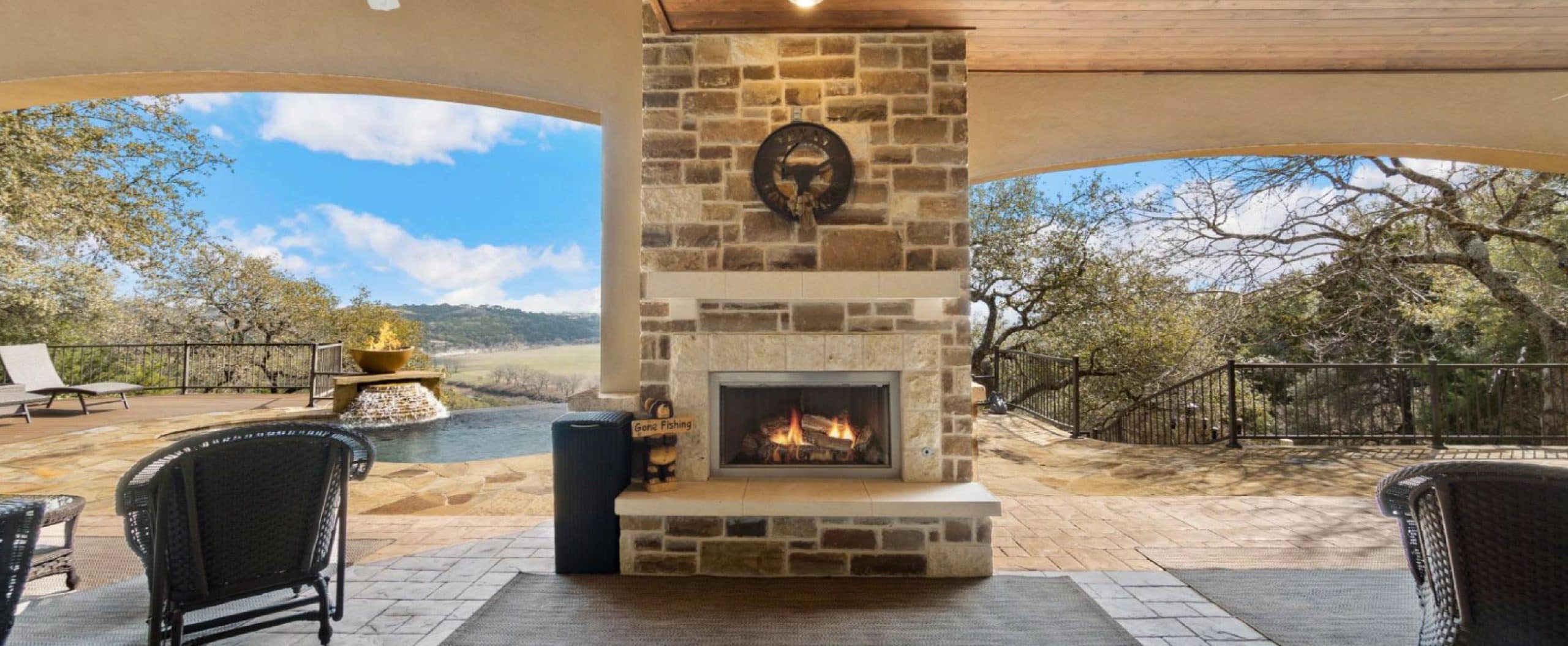 Outdoor Fireplace Design