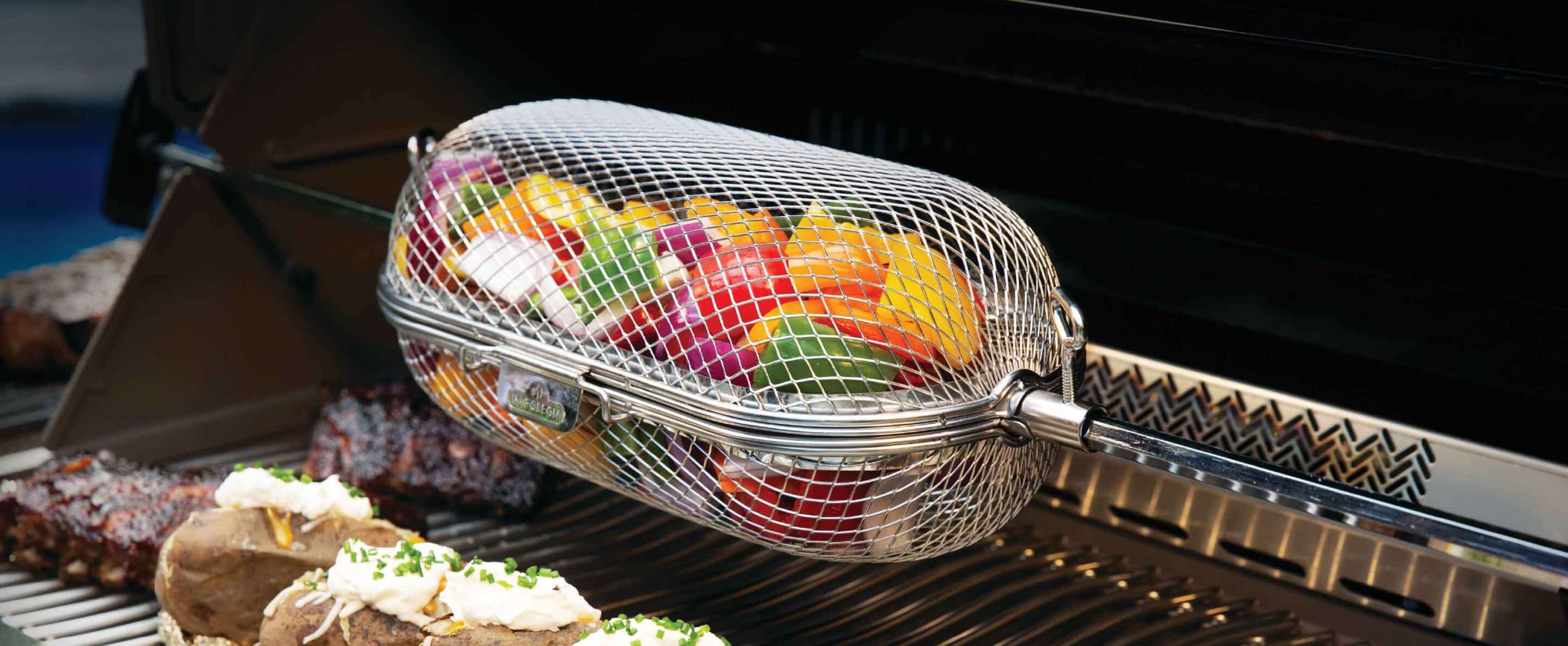 Rotisserie grill basket
